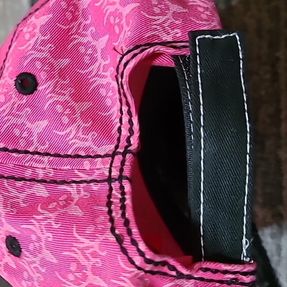 BONE COLLECTOR EMBROIDERED RHINESTONE HAT - Picture 9 of 15